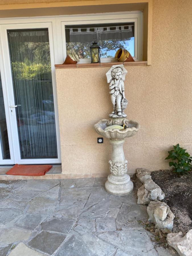 Appartement Studio Neuf Bas De Villa Gorges Du Verdon A Рьез Экстерьер фото